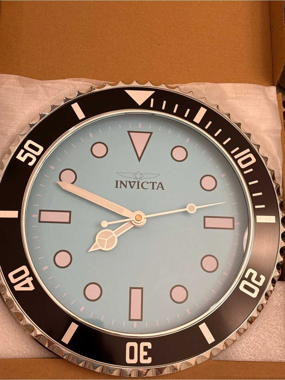 NWT Invicta Pro Diver 12” Wall Clock Light Blue Dial Black Bezel Model 70042